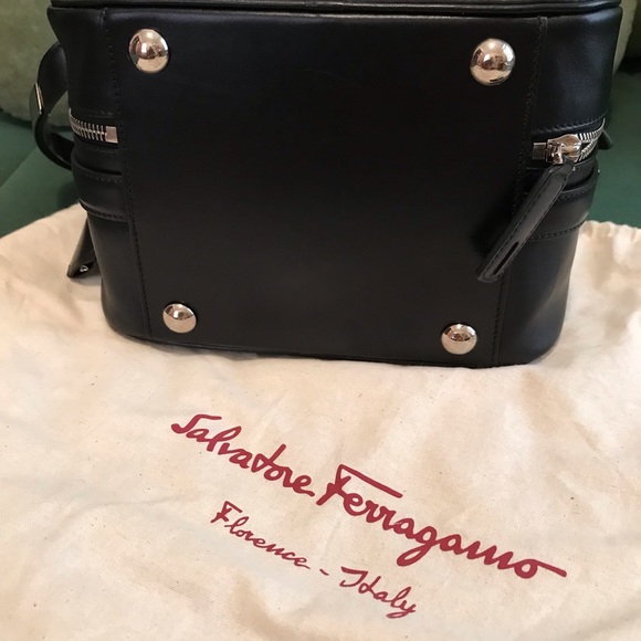 Salvatore Ferragamo Purse - Picture 14 of 16
